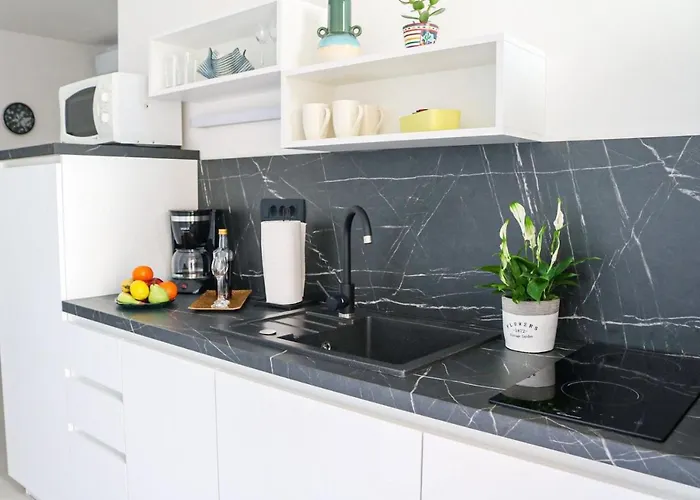 Cosmo * Ντουμπρόβνικ