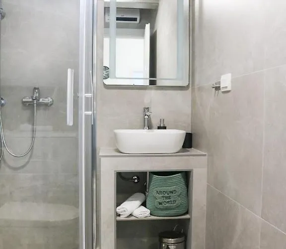 Cosmo Ντουμπρόβνικ